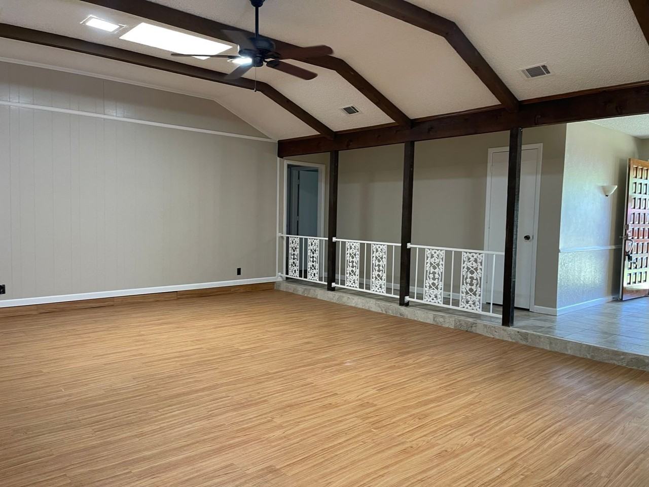 4508 Mill Pond Ct - Photo 5 of 33