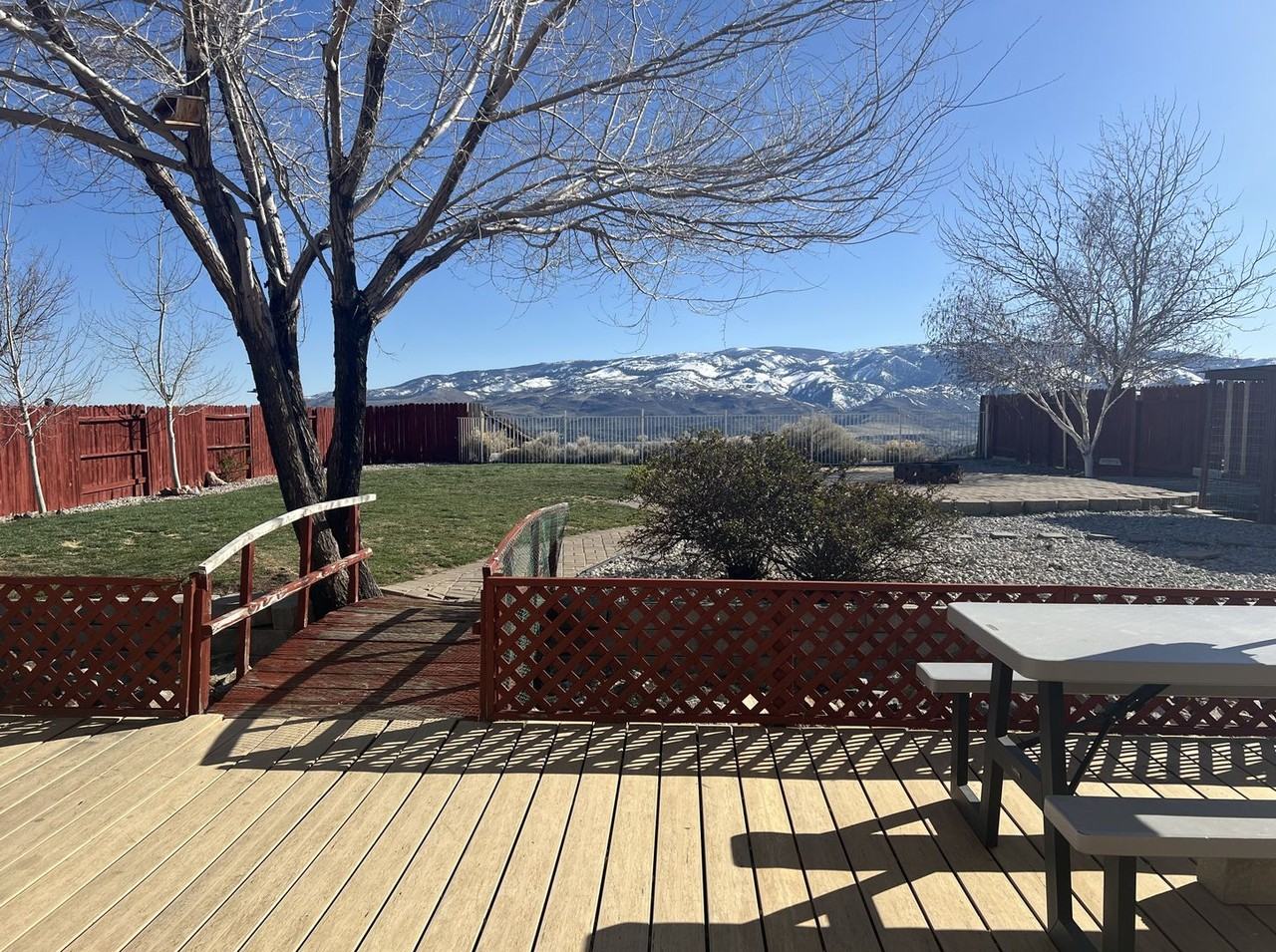 4076 Kings Row - Photo 2 of 28