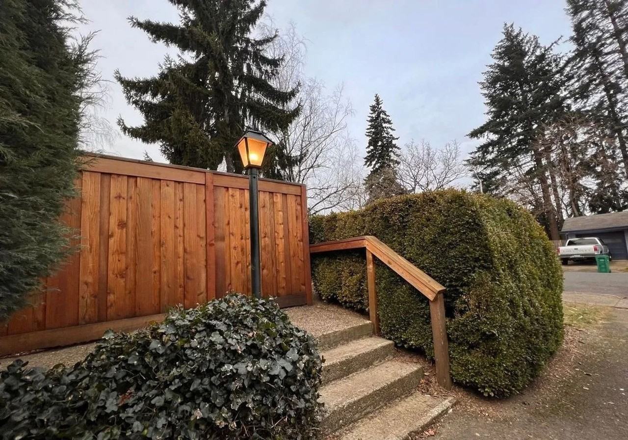 12170 Sw 14th St - Photo 2 of 16