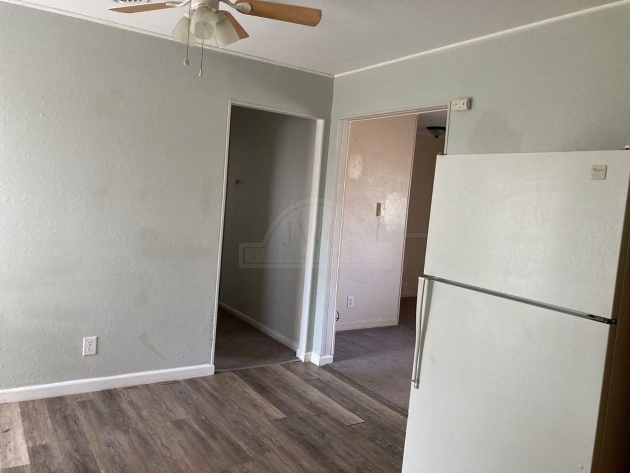 303 Ridge St - Photo 6 of 18