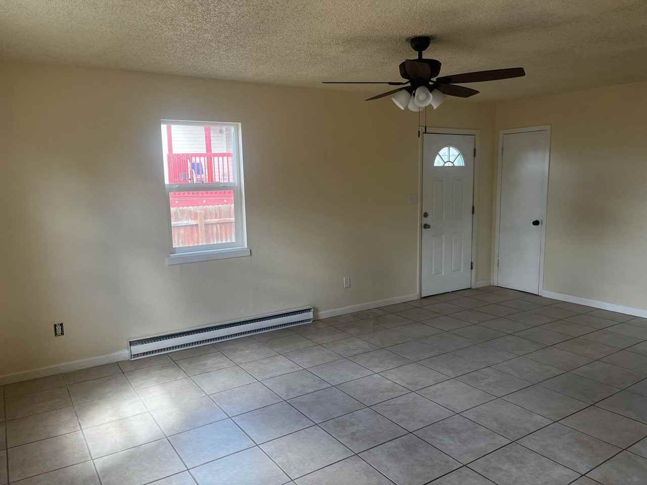 1066 Williams St - Photo 6 of 14