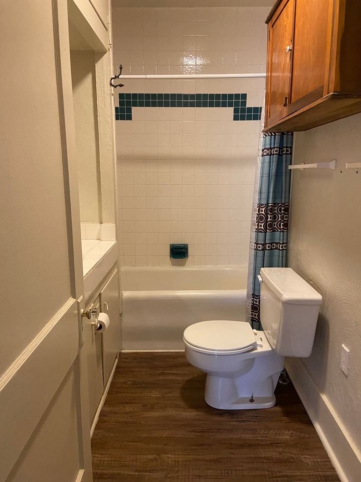 611 13th St - Photo 3 of 14