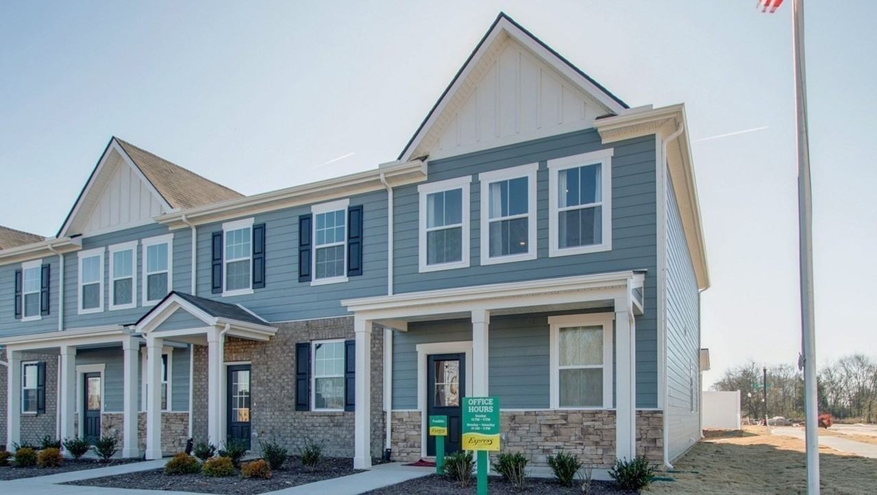 540 Ellen Rd - Photo 2 of 22