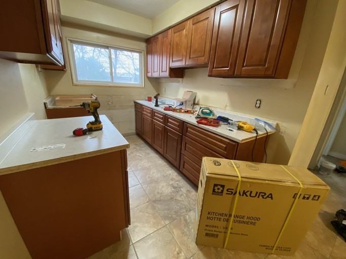 27 Secord Ave #8 - Photo 2 of 7