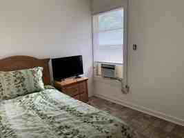 featured image of 1115 Mango Street