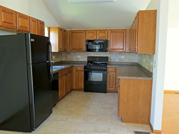 5411 Nancy Ct - Photo 2 of 15