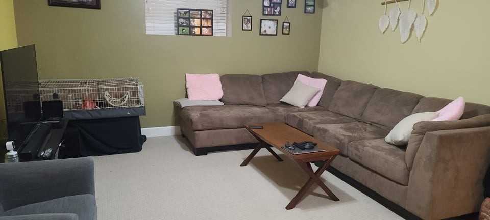 19336 72A Avenue - Photo 2 of 9