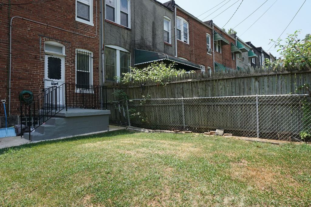 3400 W Franklin St #A - Photo 4 of 14