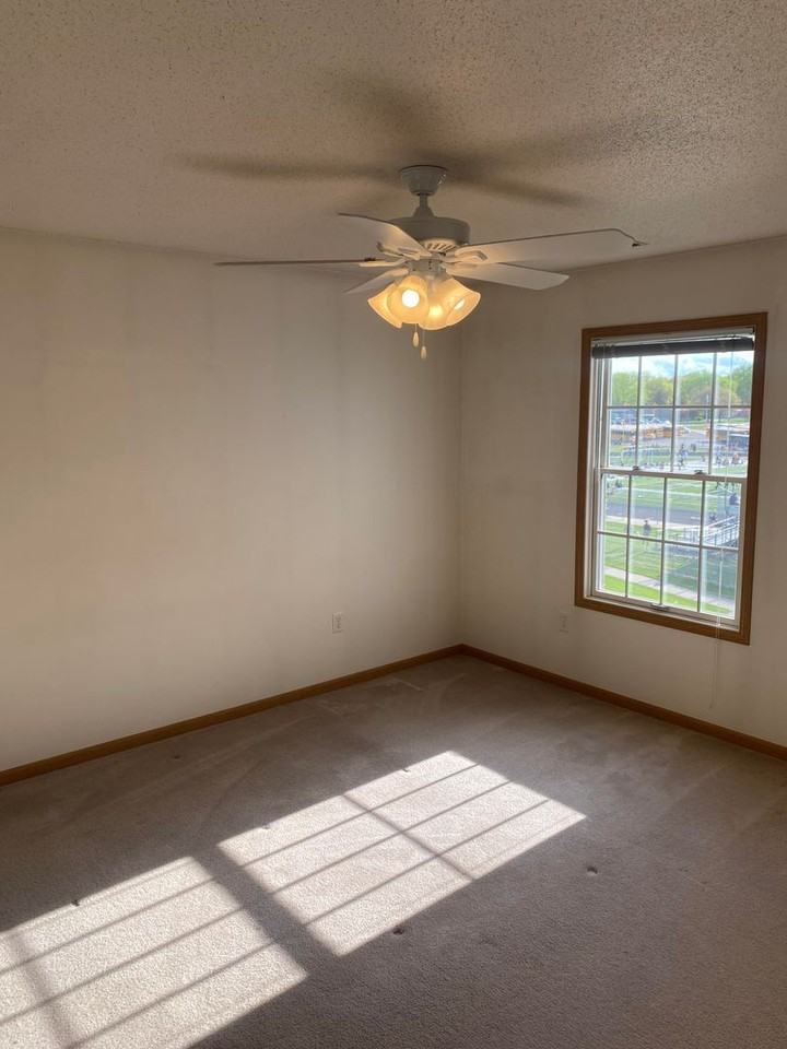 High Point Apartments - Photo 3 of 23