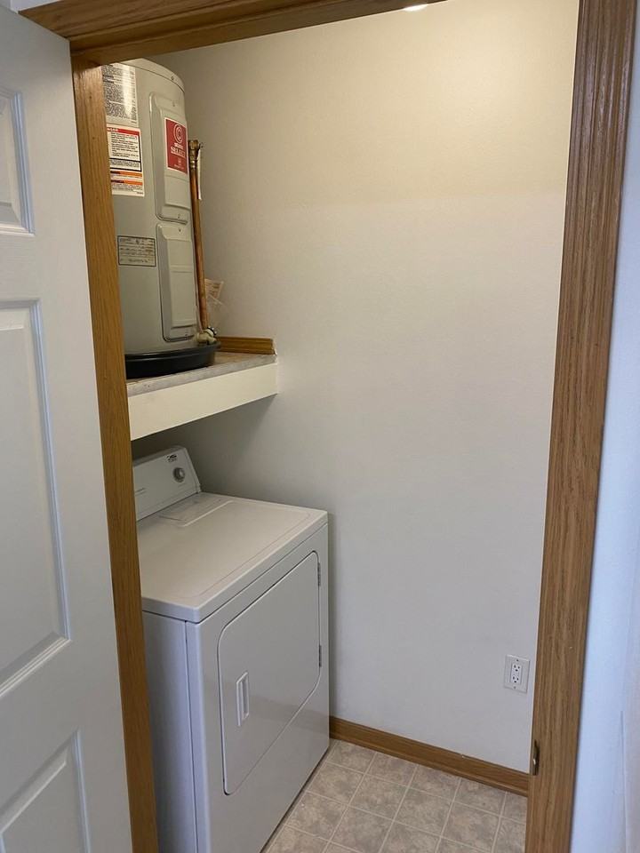 High Point Apartments - Photo 5 of 23