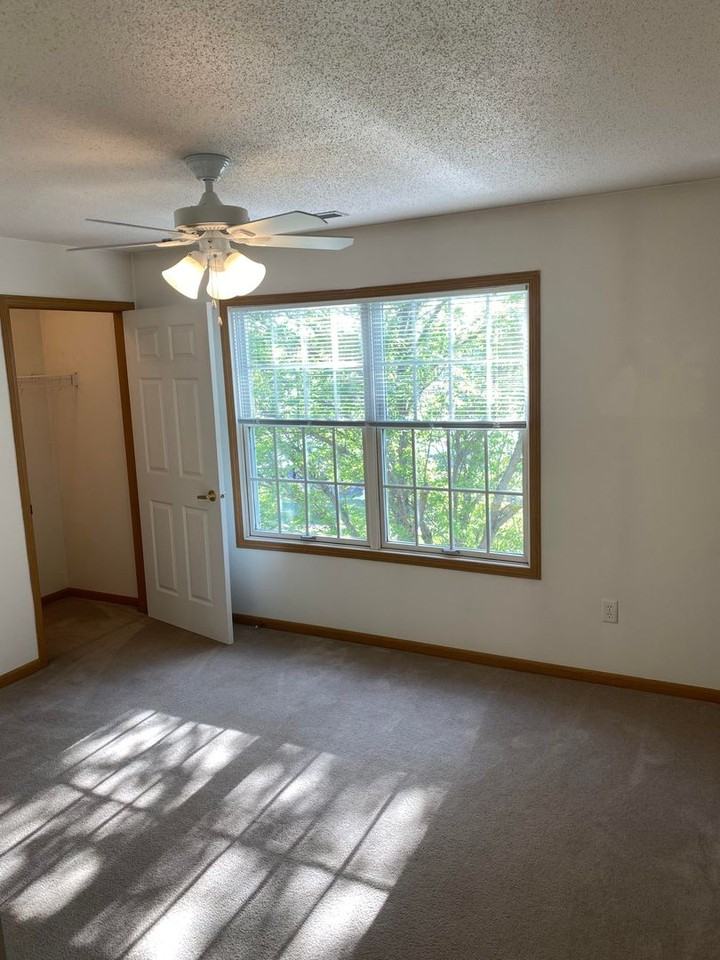High Point Apartments - Photo 6 of 23