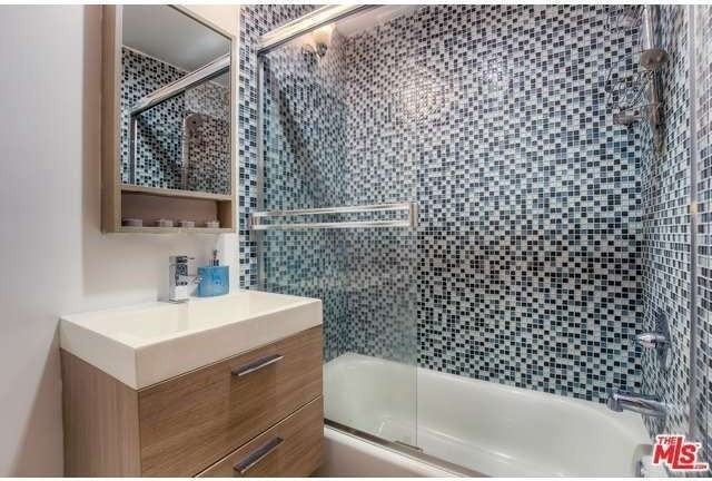5303 Satsuma Ave #107 - Photo 7 of 13