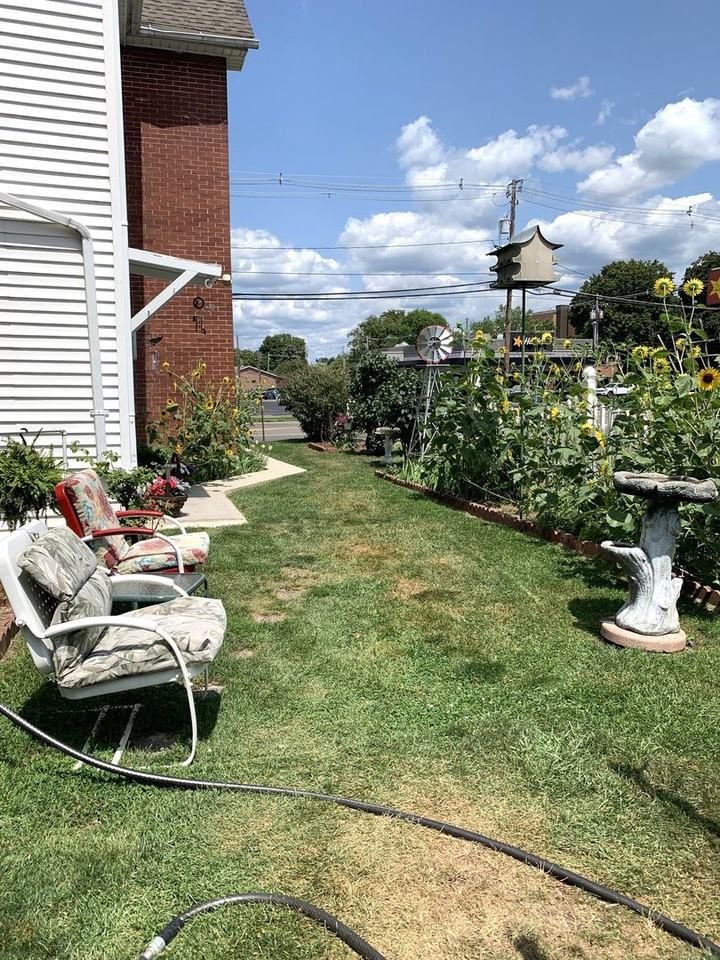 622 Lincoln Way East - Photo 3 of 18