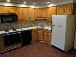 featured image of 236 Thayer St