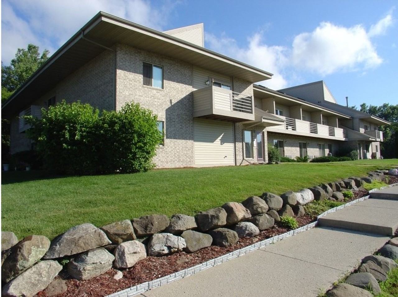 Maple Grove Associates, LLP - Photo 6 of 17