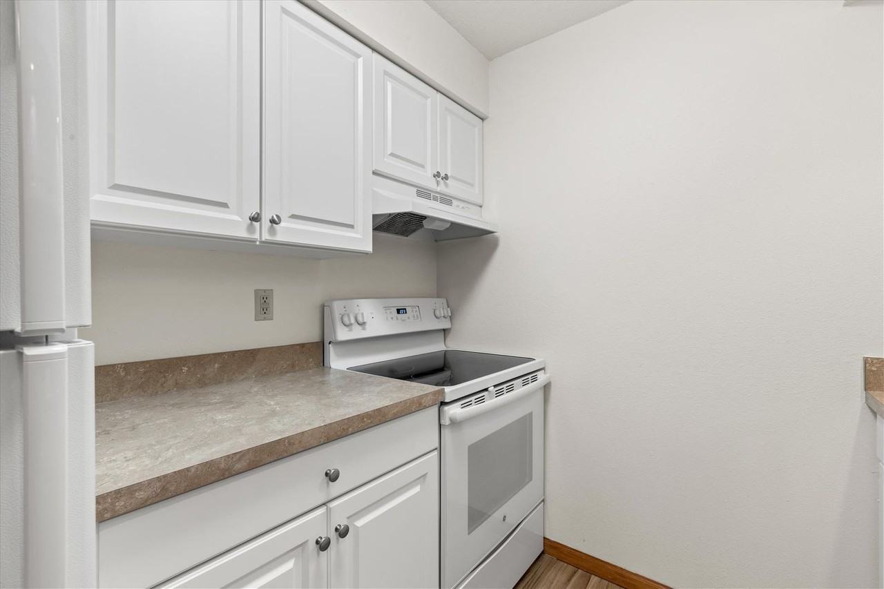 Maple Grove Associates, LLP - Photo 5 of 17