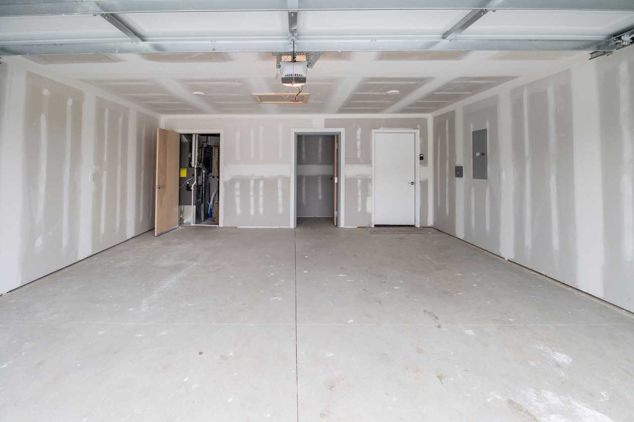 5122 N Villa Pl - Photo 2 of 19