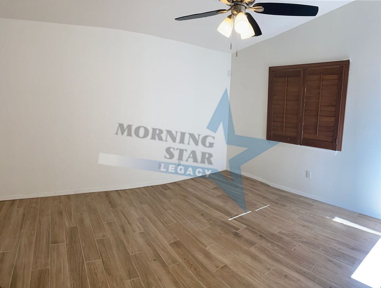 1320 Doniphan Pl - Photo 7 of 12
