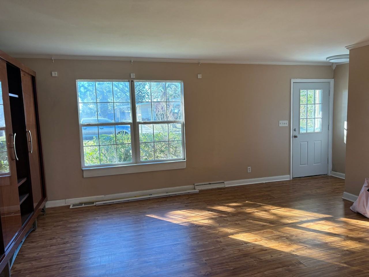 1208 Emory Dr - Photo 2 of 14