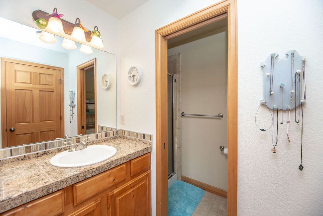 3611 Copper Spring Dr - Photo 2 of 50