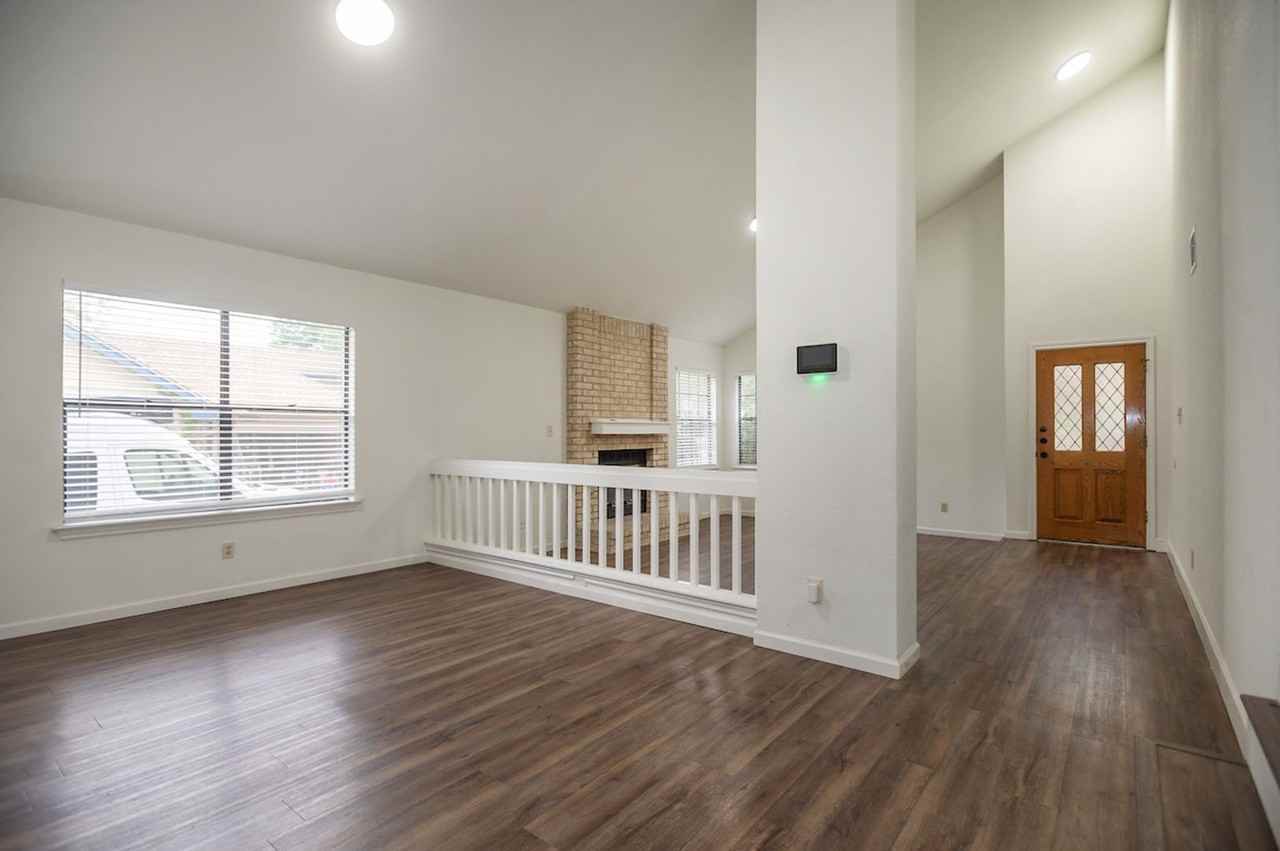11513 Juniper Ridge Dr - Photo 5 of 34