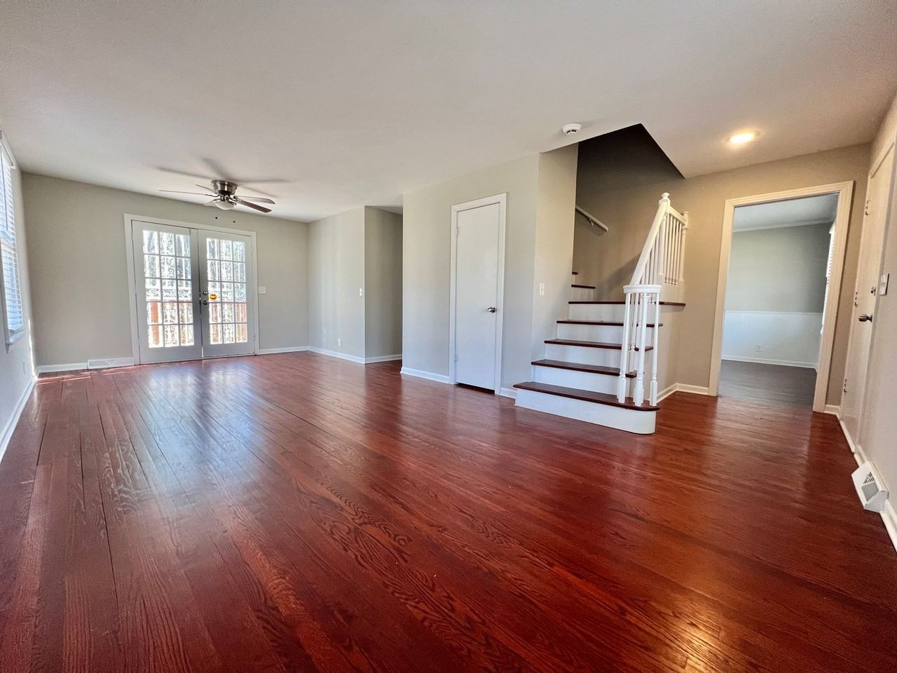 5300 Tidwell Hollow Rd - Photo 3 of 20