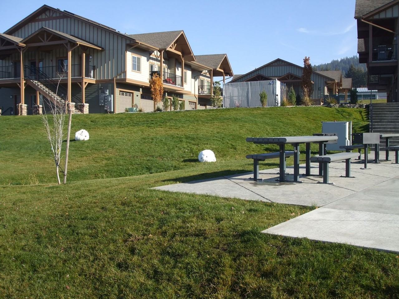 Palouse Prairie Apts - Photo 4 of 7