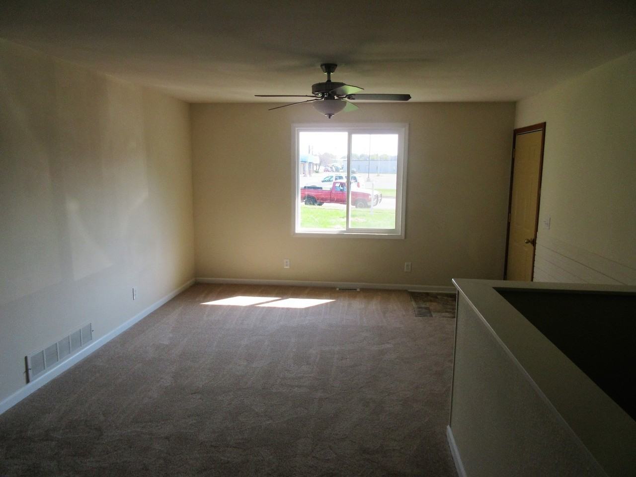 397 - Photo 3 of 7