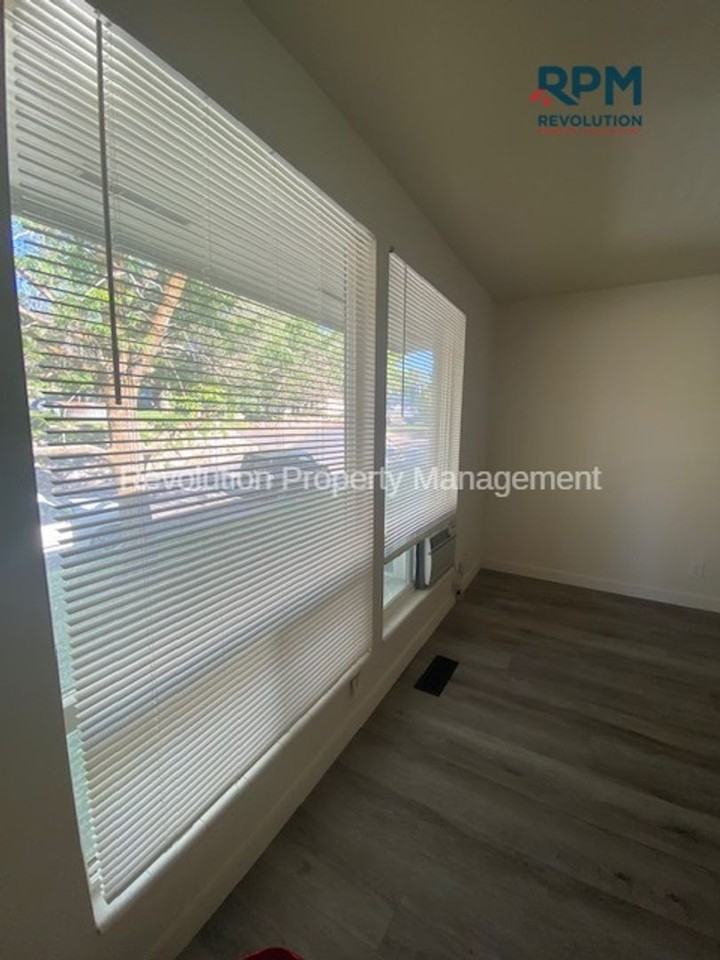 4831 Terrace 8-plex - Photo 2 of 16