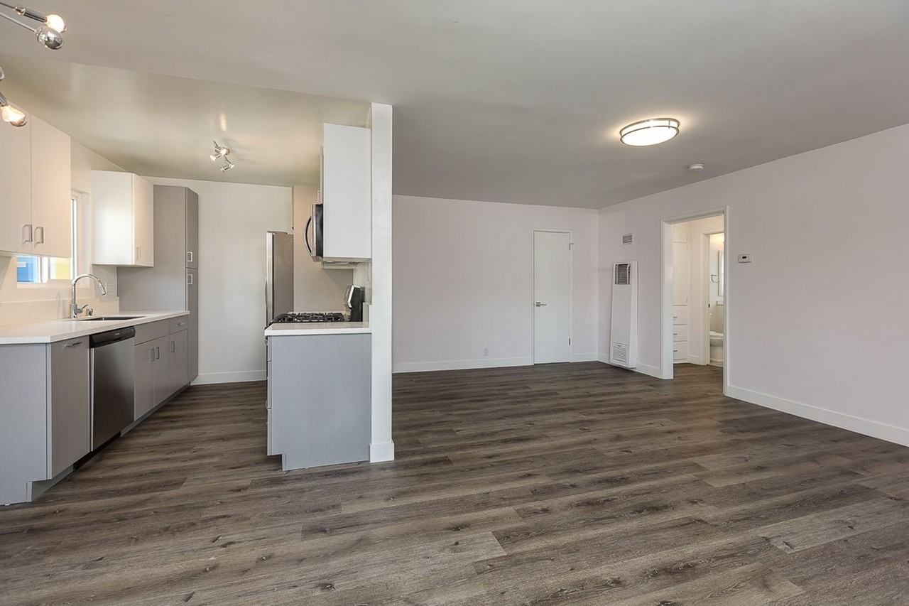 Pine 4 - Photo 2 of 22