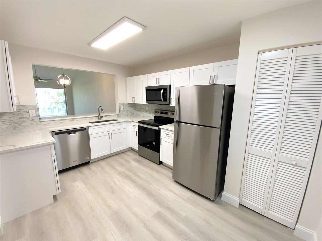 776 Landover Cir - Photo 2 of 24