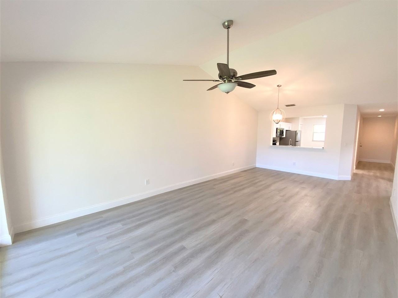 776 Landover Cir - Photo 6 of 24