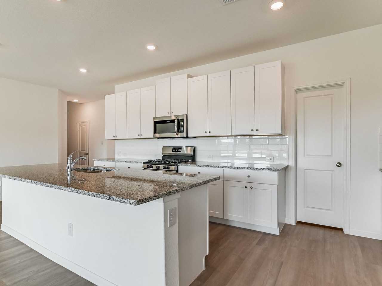 32142 Escarole Bnd - Photo 7 of 47