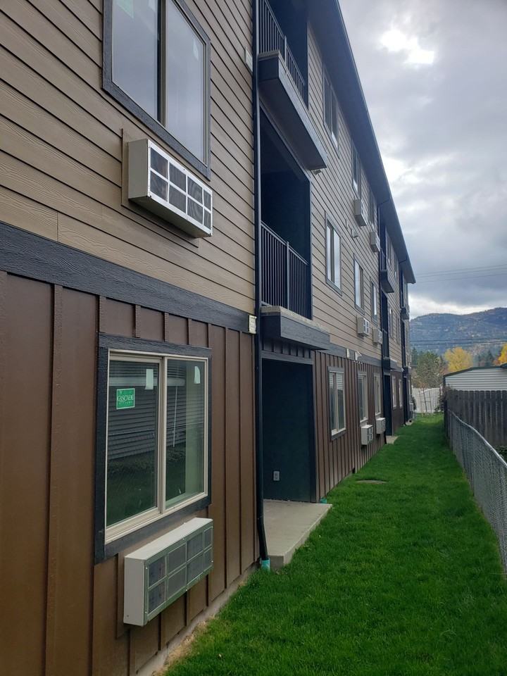 Pence Properties Post Falls - Photo 3 of 15