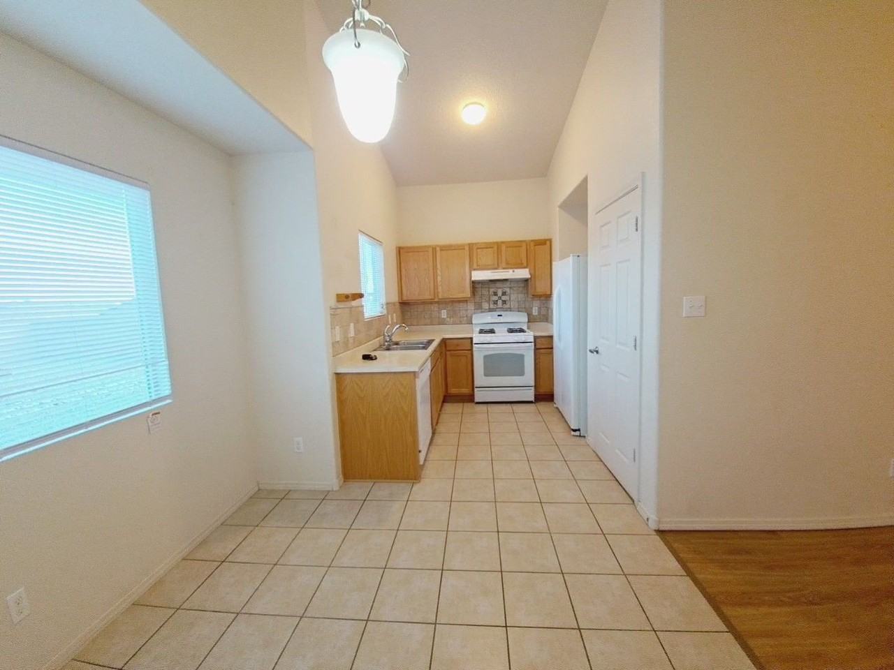 930 Desert Senna Ave Sw - Photo 7 of 28