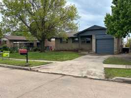 featured image of 811 Sw 50th St
