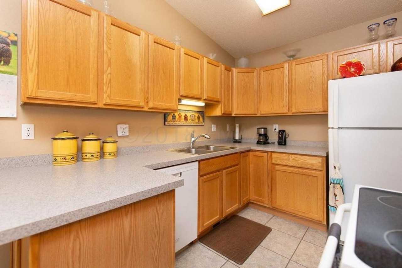 2518 Amber Valley Ct S - Photo 3 of 20