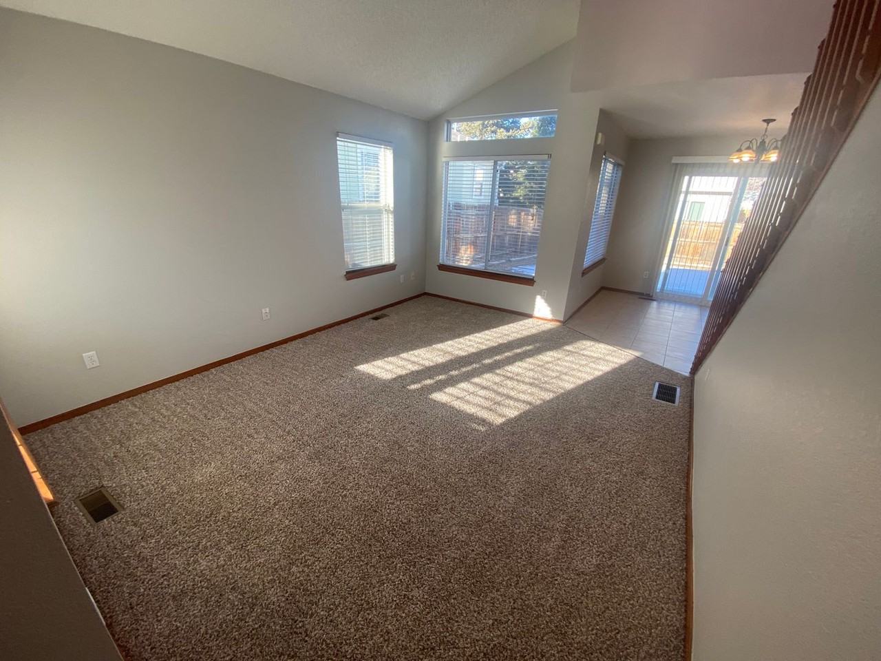 8886 Clover Meadow Ln - Photo 2 of 20