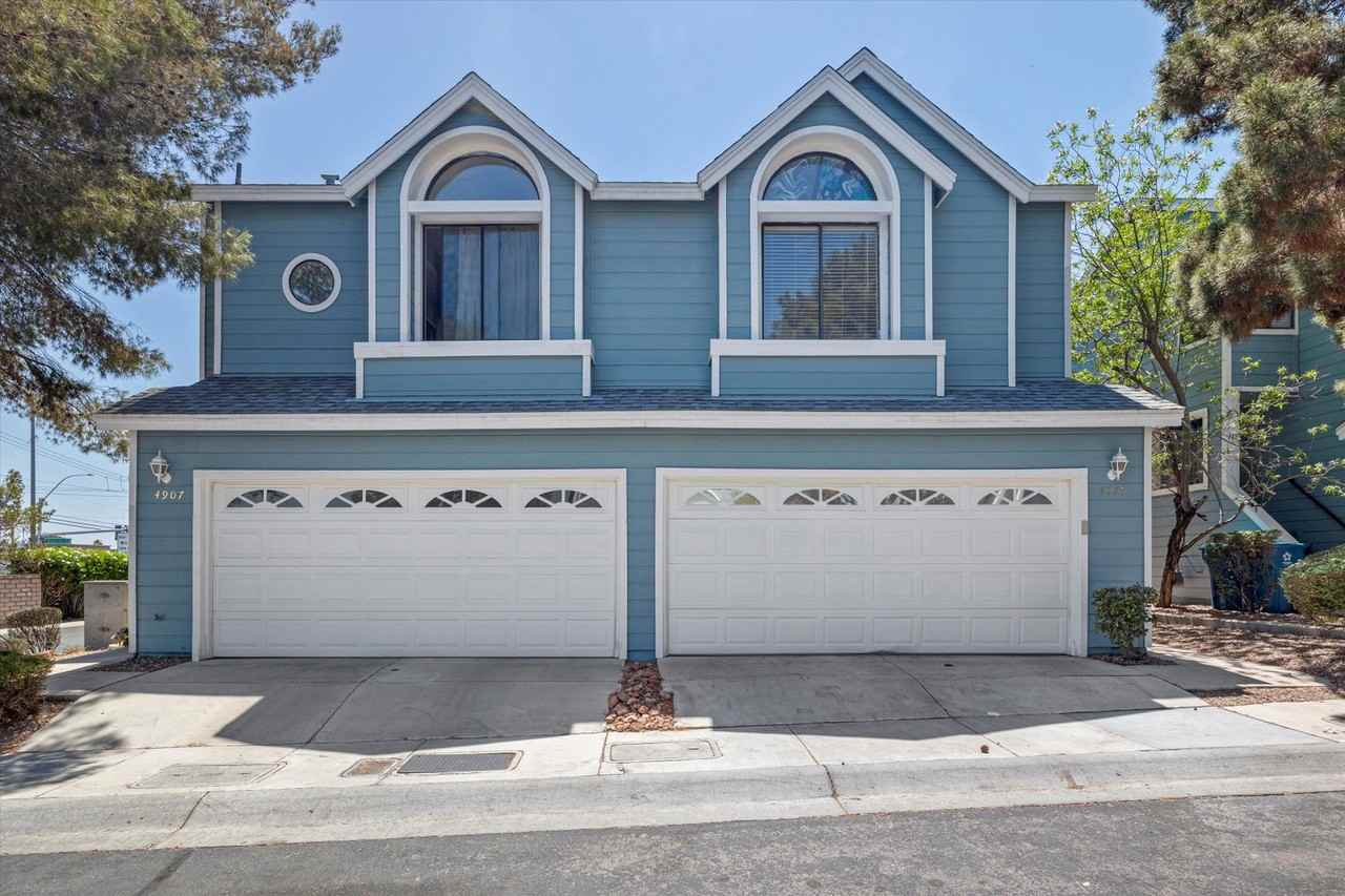 4915 Strauss Dr - Photo 2 of 36