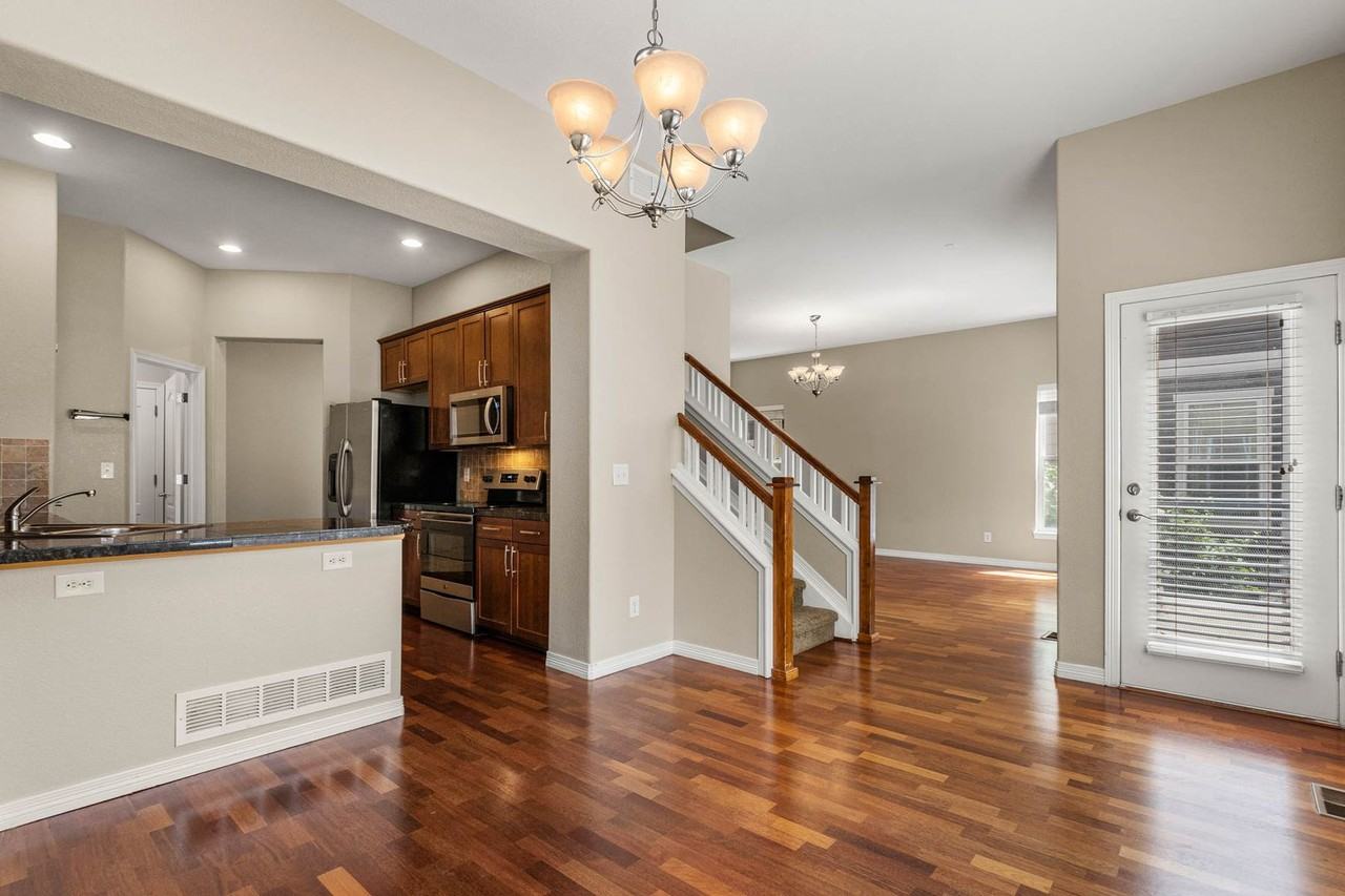 11830 E Fair Ave - Photo 5 of 32