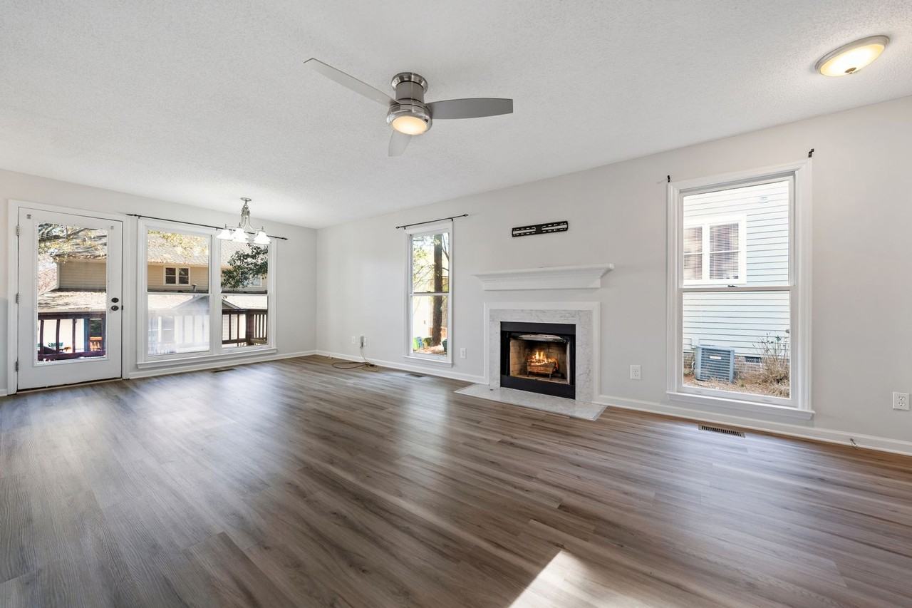 1804 Crystal Downs Ln - Photo 2 of 15