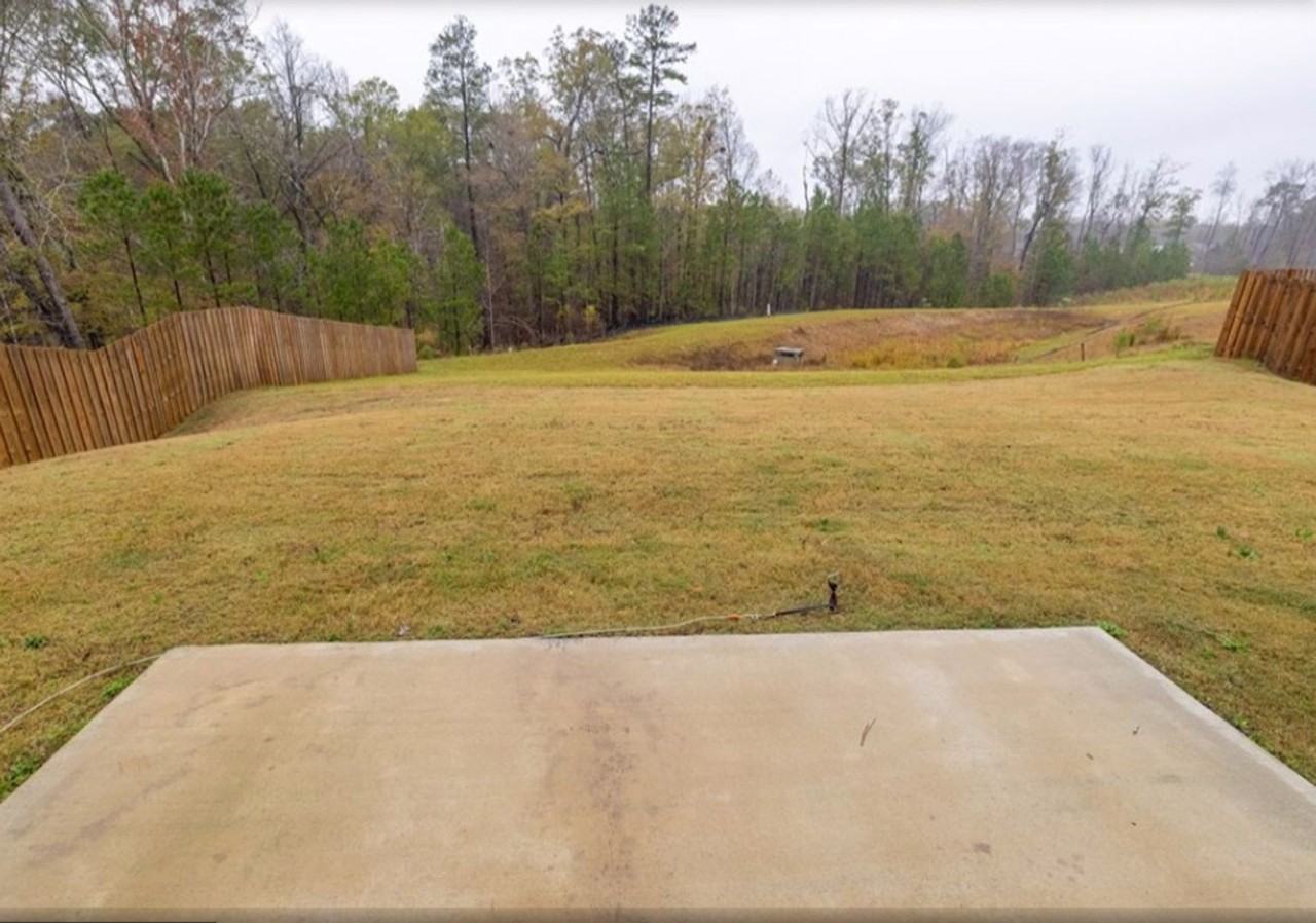 7741 Coppice Dr - Photo 3 of 28