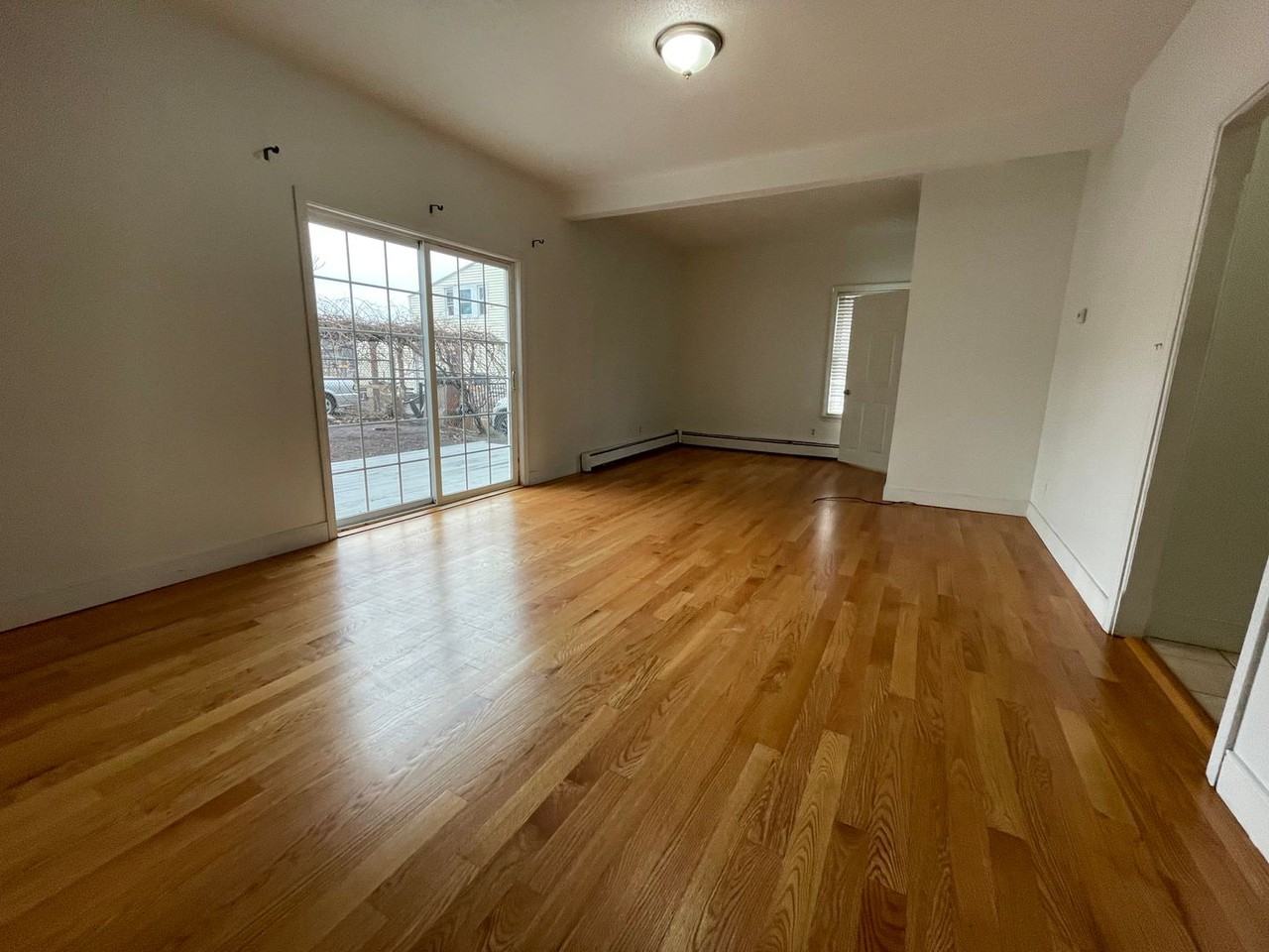 8 Whipple St - Photo 6 of 22