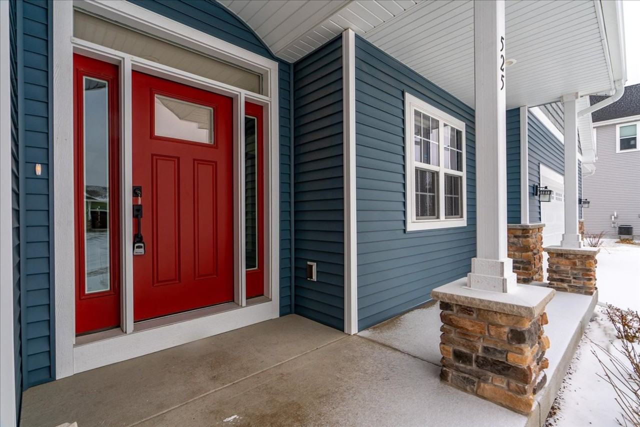 525 Dragon Willow Ln - Photo 2 of 33