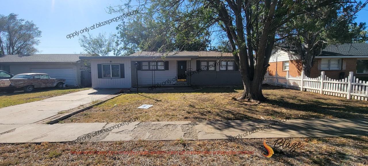 600 E 17th Ave - Photo 2 of 19