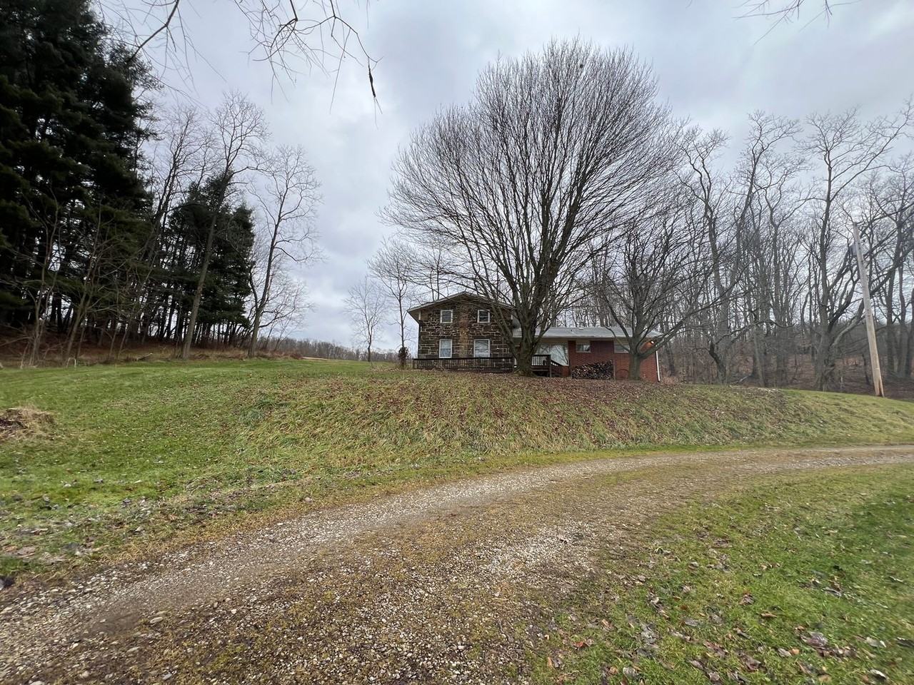 3261 Moffett Rd - Photo 2 of 12