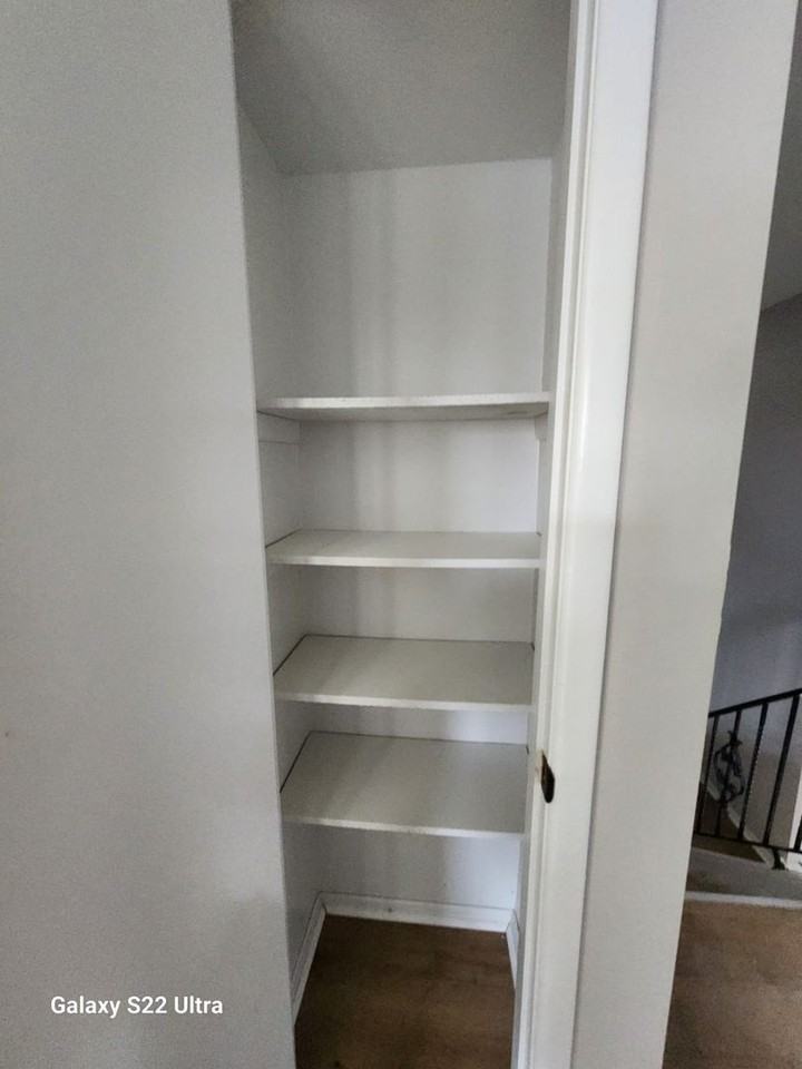 2303 Doral Dr - Photo 4 of 17