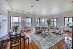 featured image of 4121 Wilshire Blvd