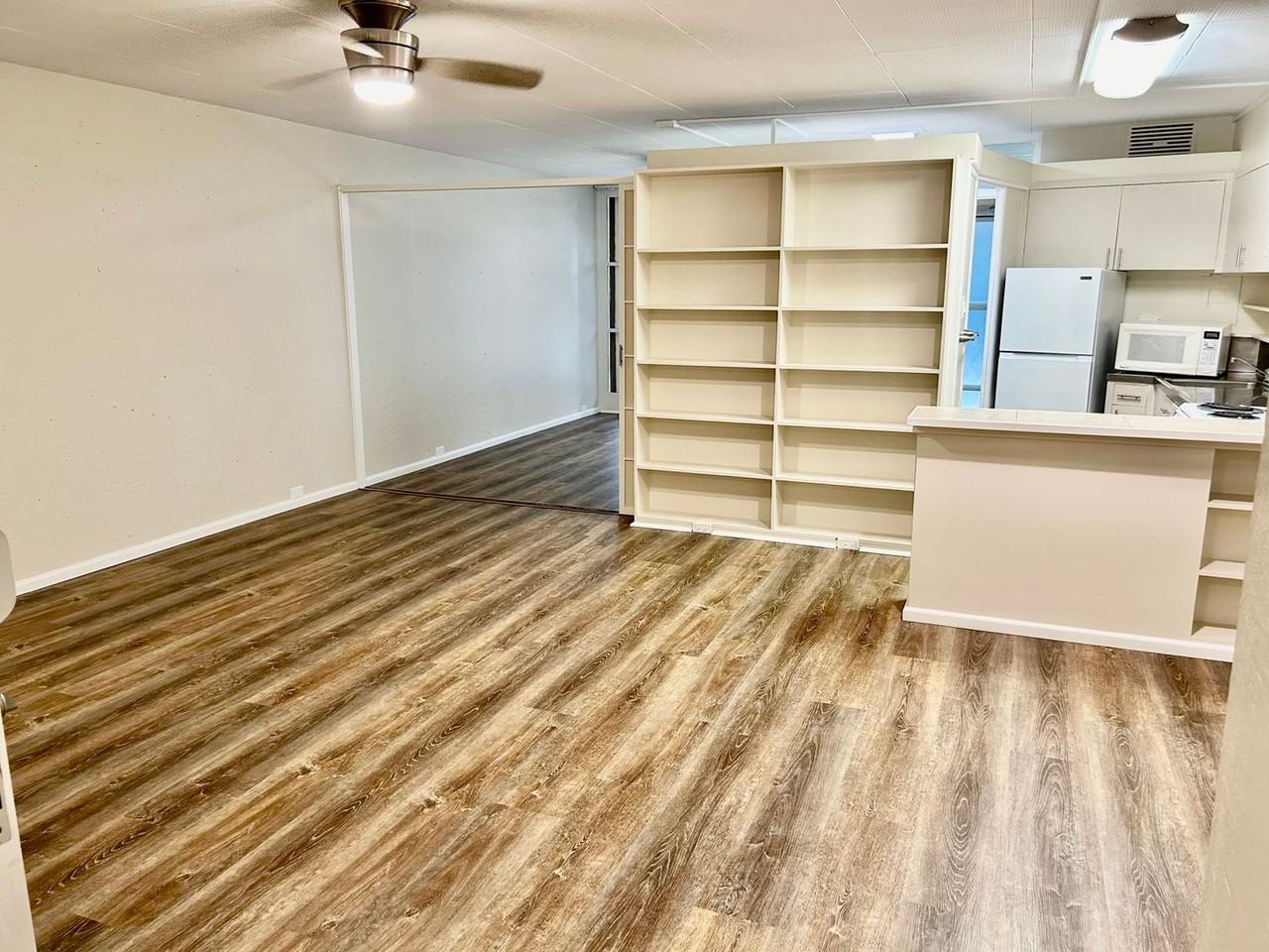 2943 Kalakaua Ave #103 - Photo 5 of 19