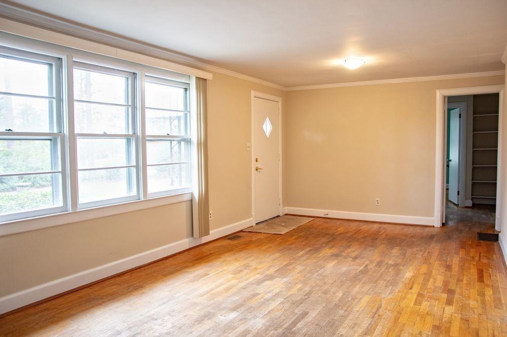 601 Parkway Blvd - Photo 3 of 19